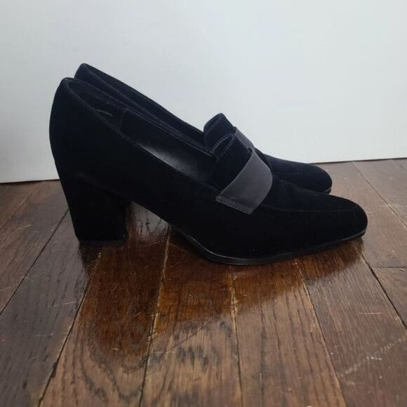 Black Vegan Suede Loafer Chunky Heel Mootsie Tootsies Collection 7 1/2 - Picture 2 of 10